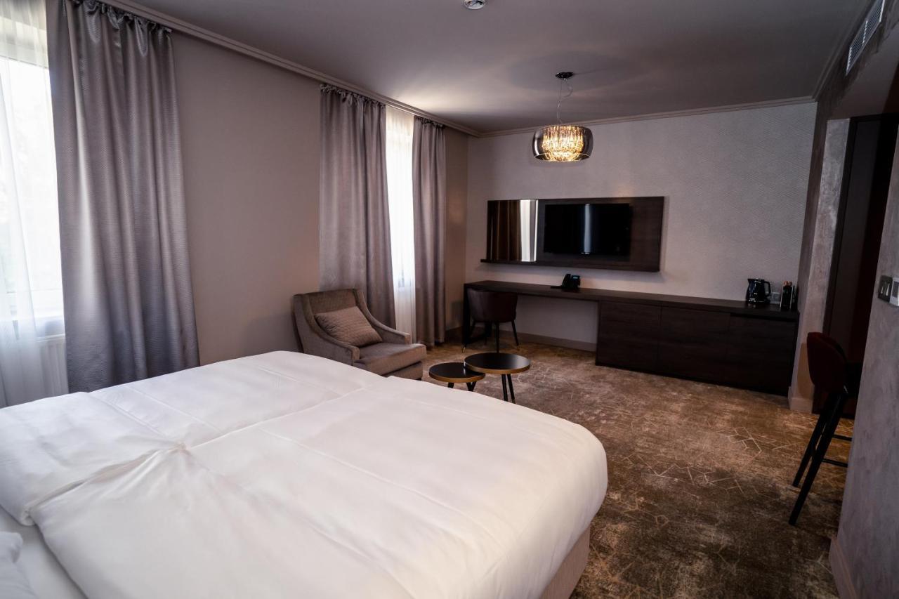 Hotel Europa Komárno المظهر الخارجي الصورة