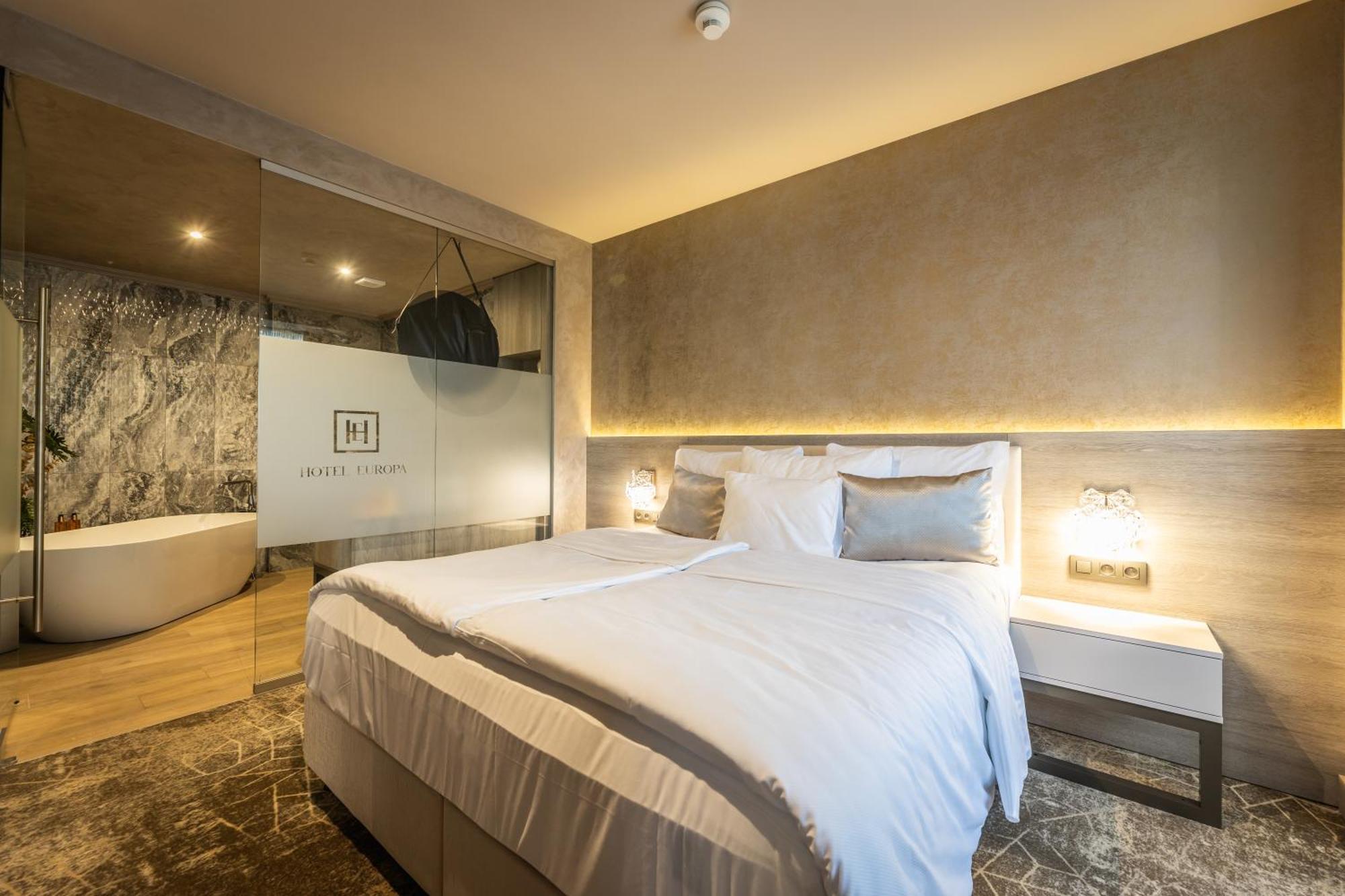 Hotel Europa Komárno المظهر الخارجي الصورة