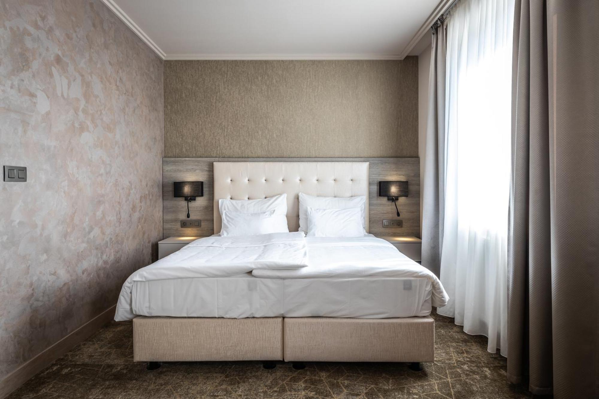 Hotel Europa Komárno المظهر الخارجي الصورة